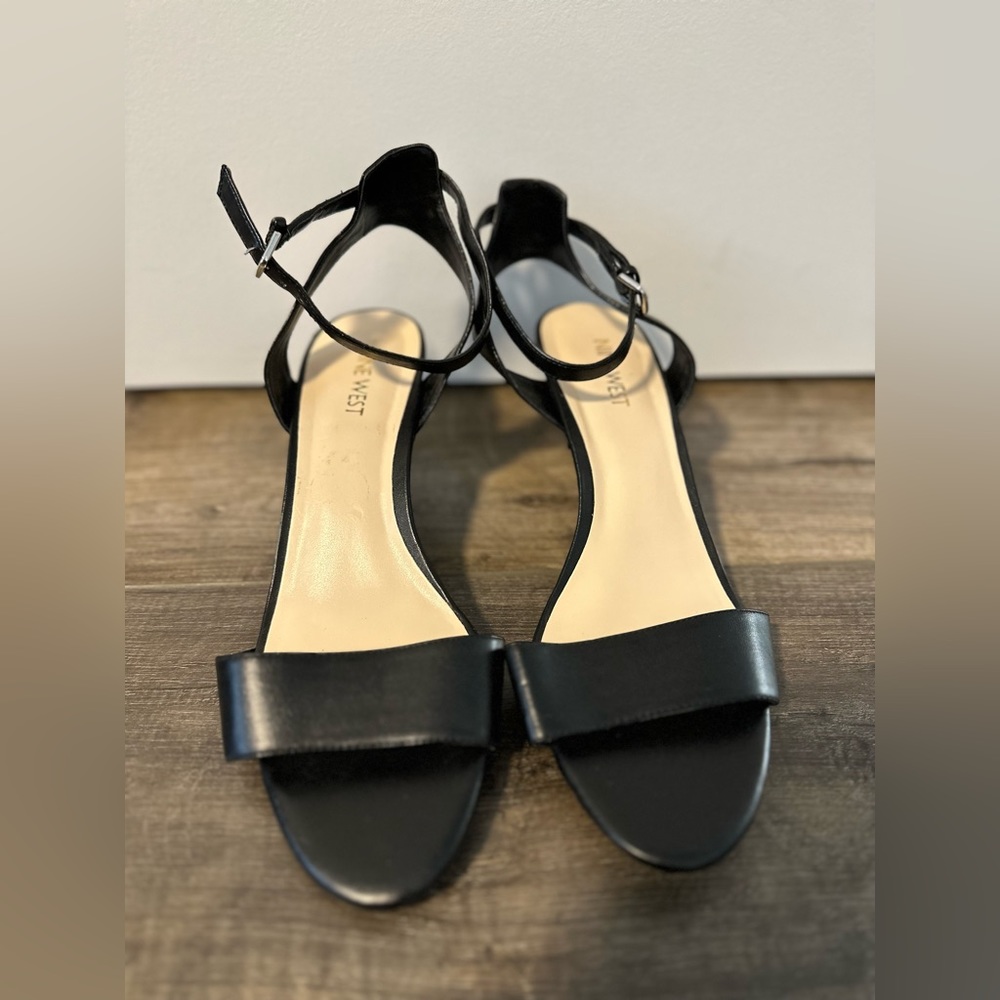 Nine West black heels shoes size 8 1/2